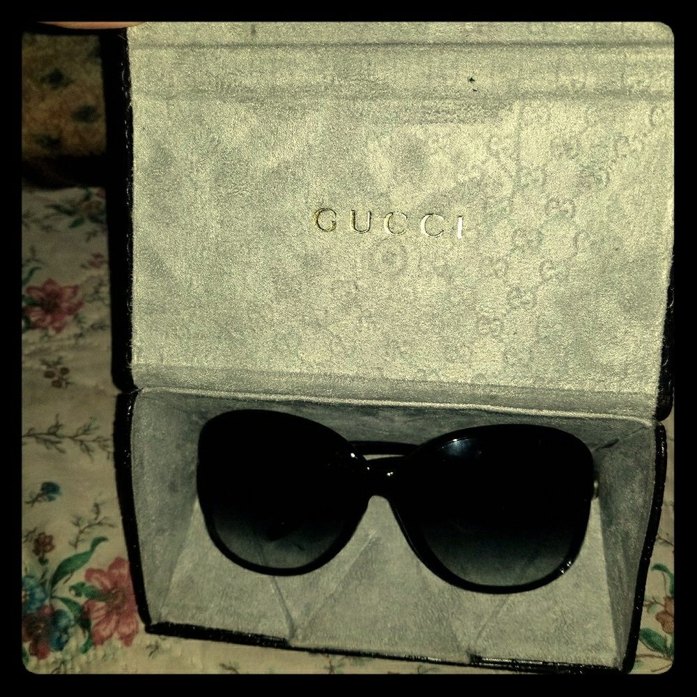 Gucci sunglasses with case